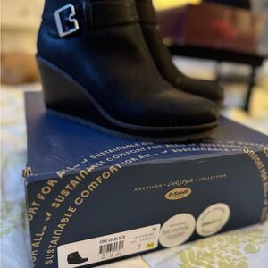 Dr. Scholl's Black Wedge Ankle Boots